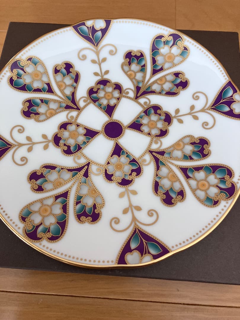 ノリタケ 花模様 プレート 18cm