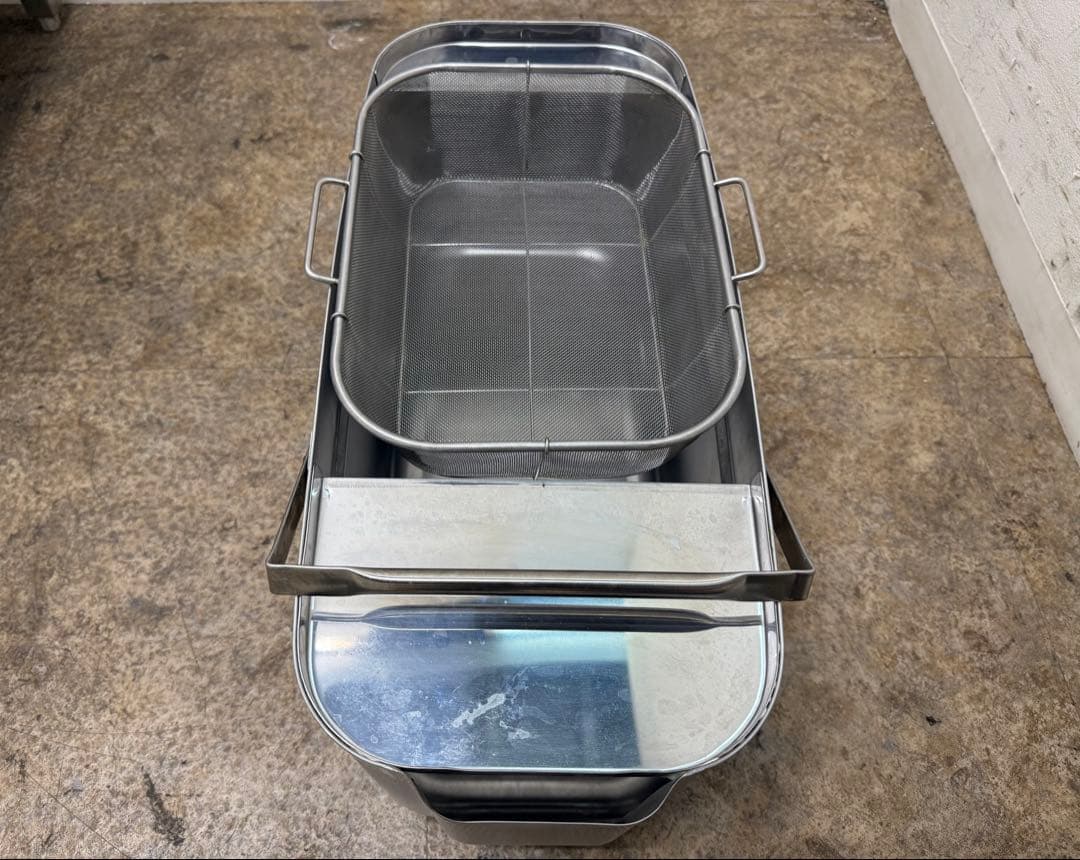 タニコー　ガスフライヤー　都市ガス　２０１８年製　厨房　飲食店　TGFL-35C