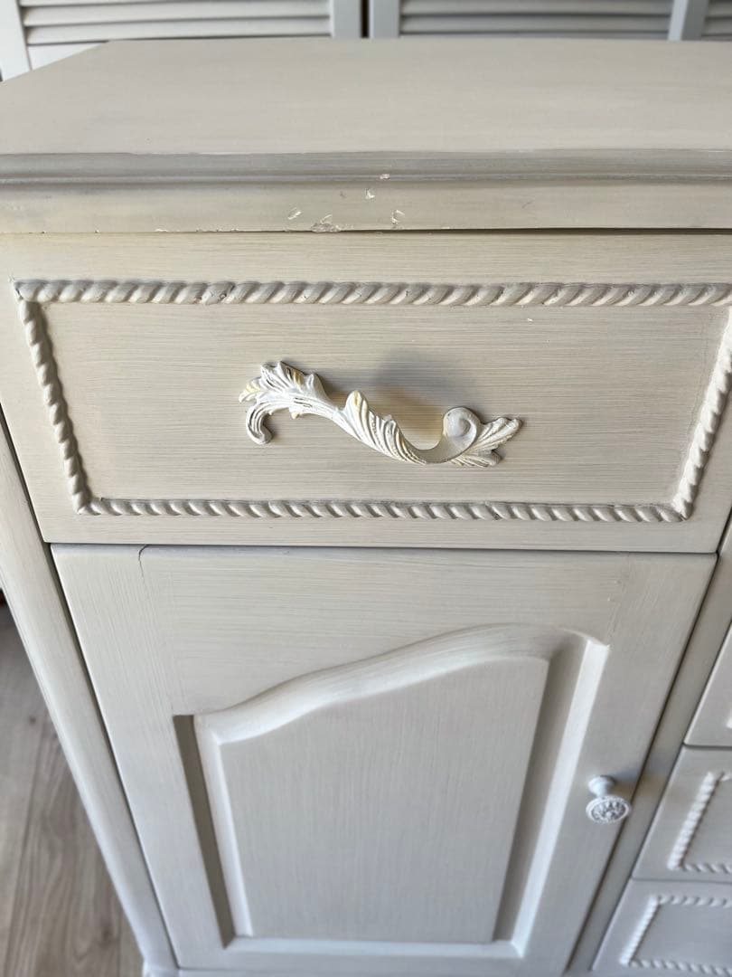 Malian  アンティーク調キャビネット天然木 ロマンチック インテリア