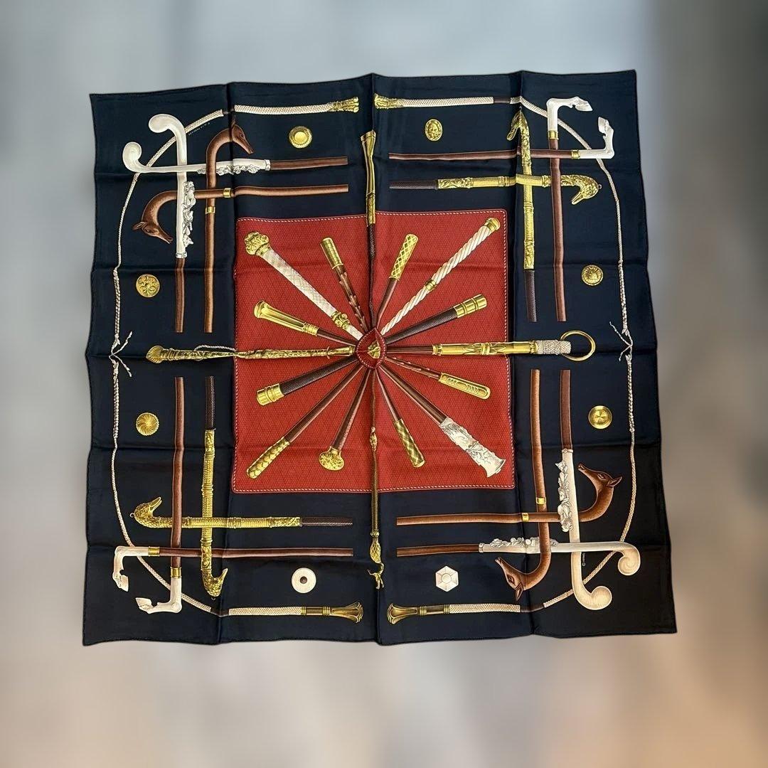 HERMES 武器モチーフ シルクスカーフ 90cm