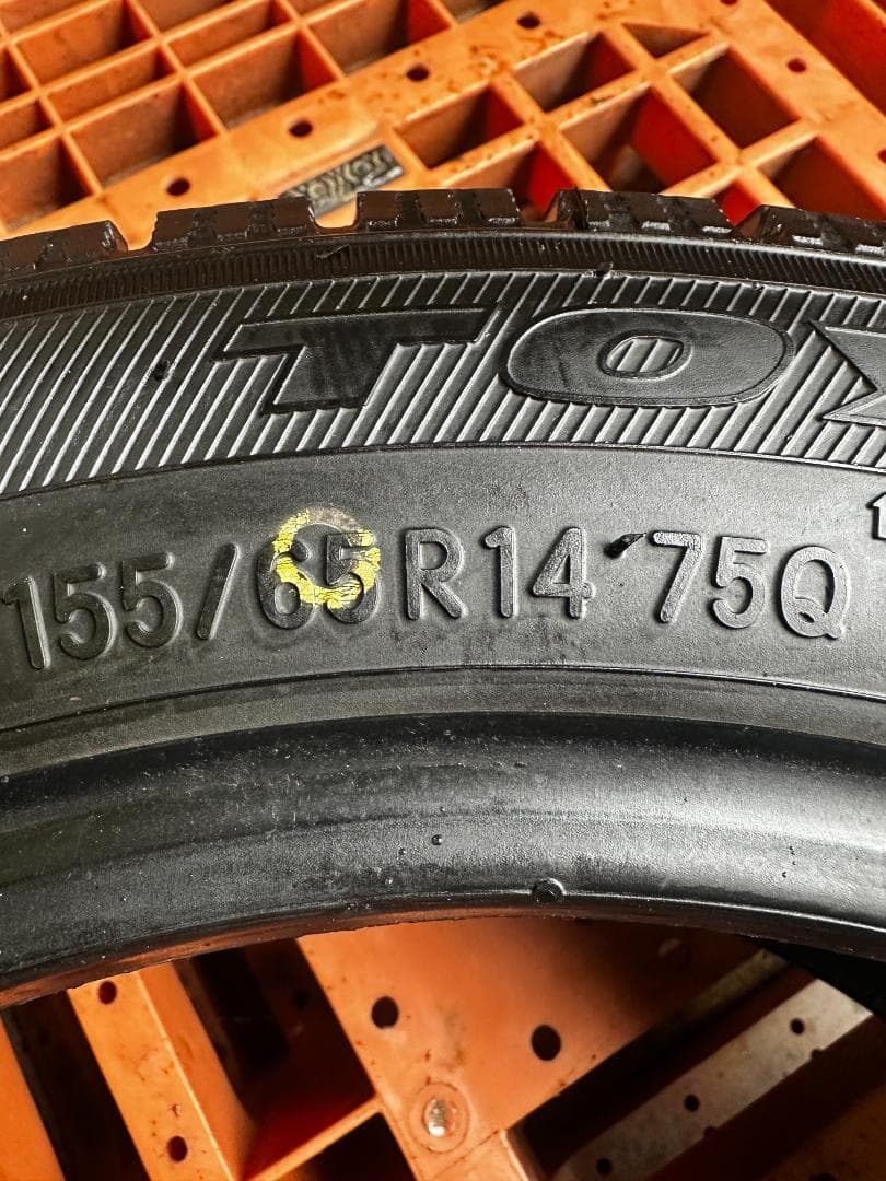 155/65R14 トーヨー GIZ 4本 送料込み 冬タイヤ T1128