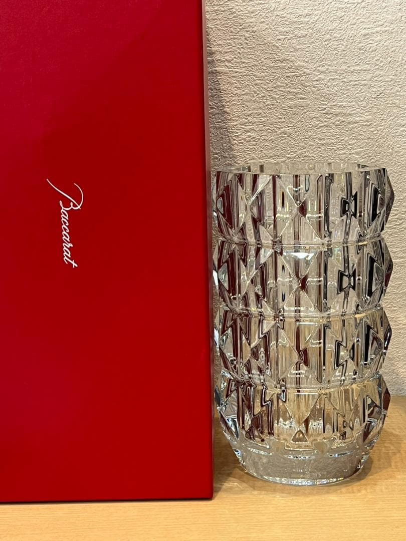 【新品未使用品】Baccarat 　ルクソール ベース　クリスタルガラス 　花瓶