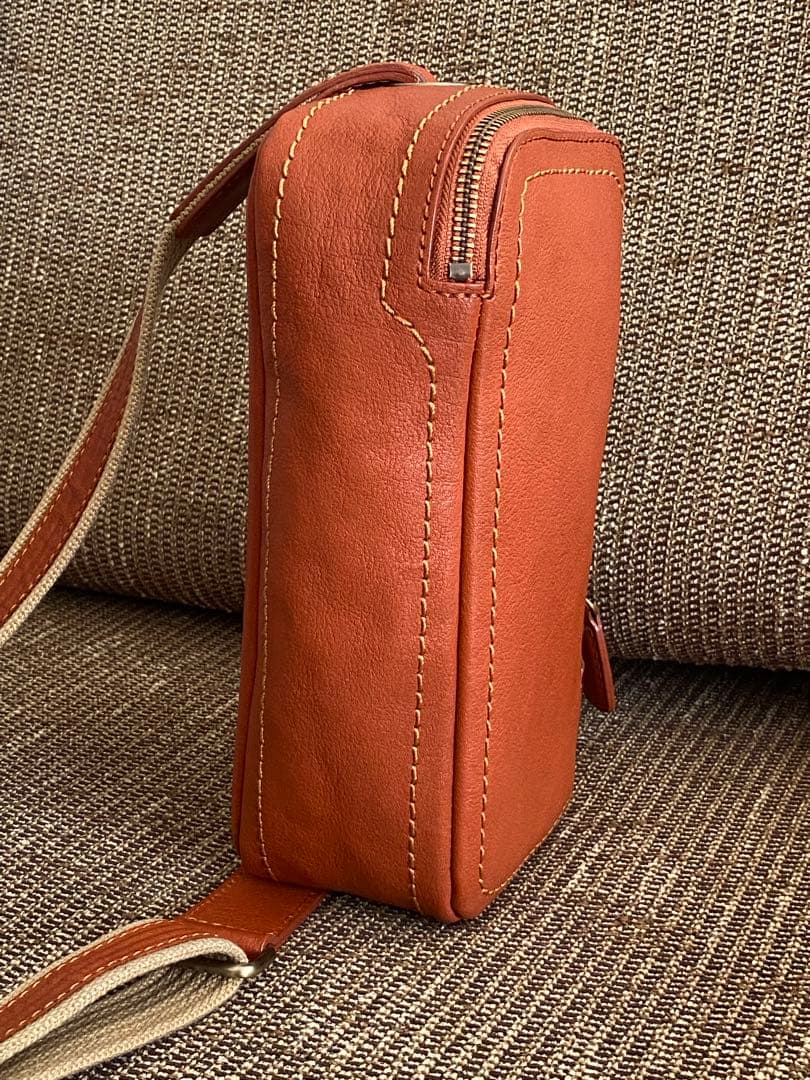土屋鞄　ボディバッグ　限定色ストーブオレンジ