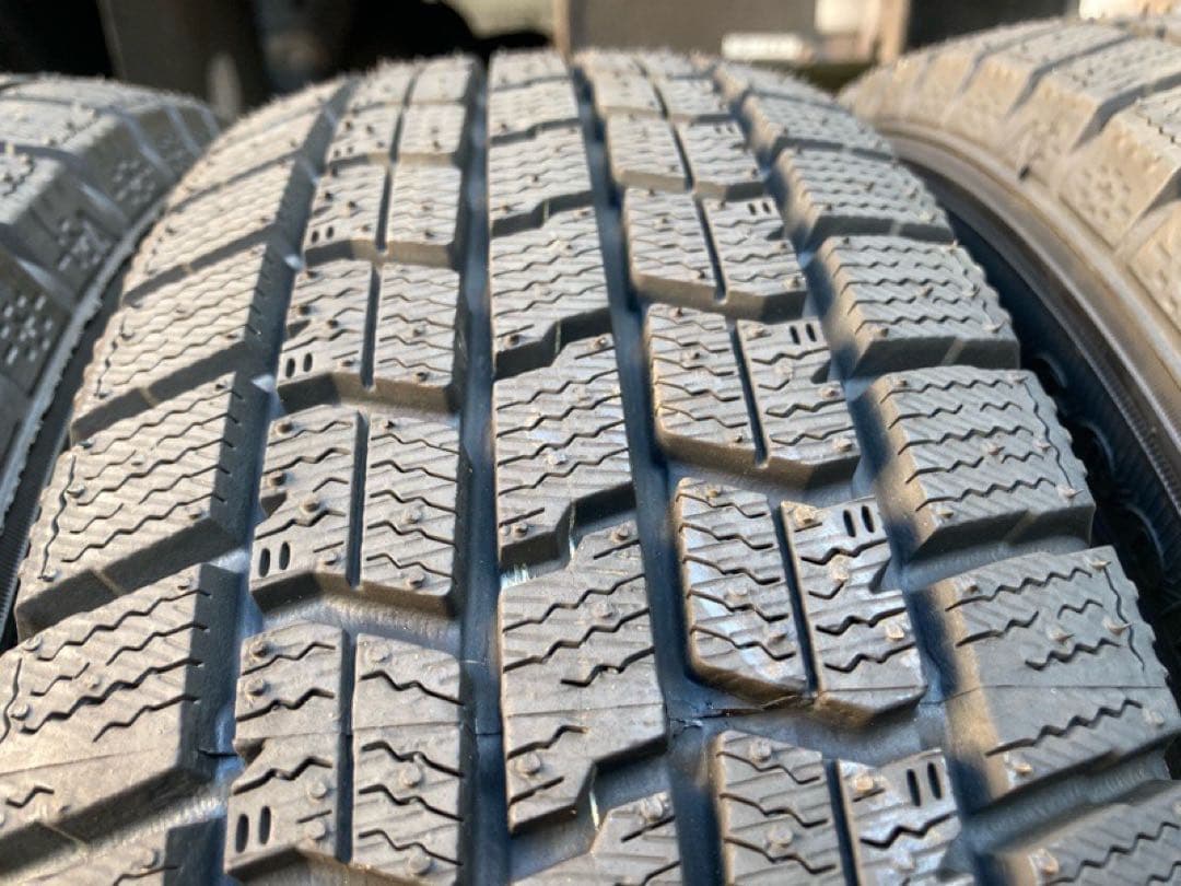 超バリ山！155/65R14 グッドイヤー アイスナビ7 送料込