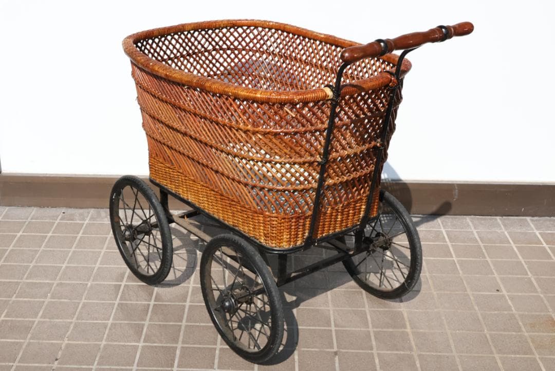 niyon　昭和レトロ　アンティーク　乳母車　うば車　ベビーカー　藤網