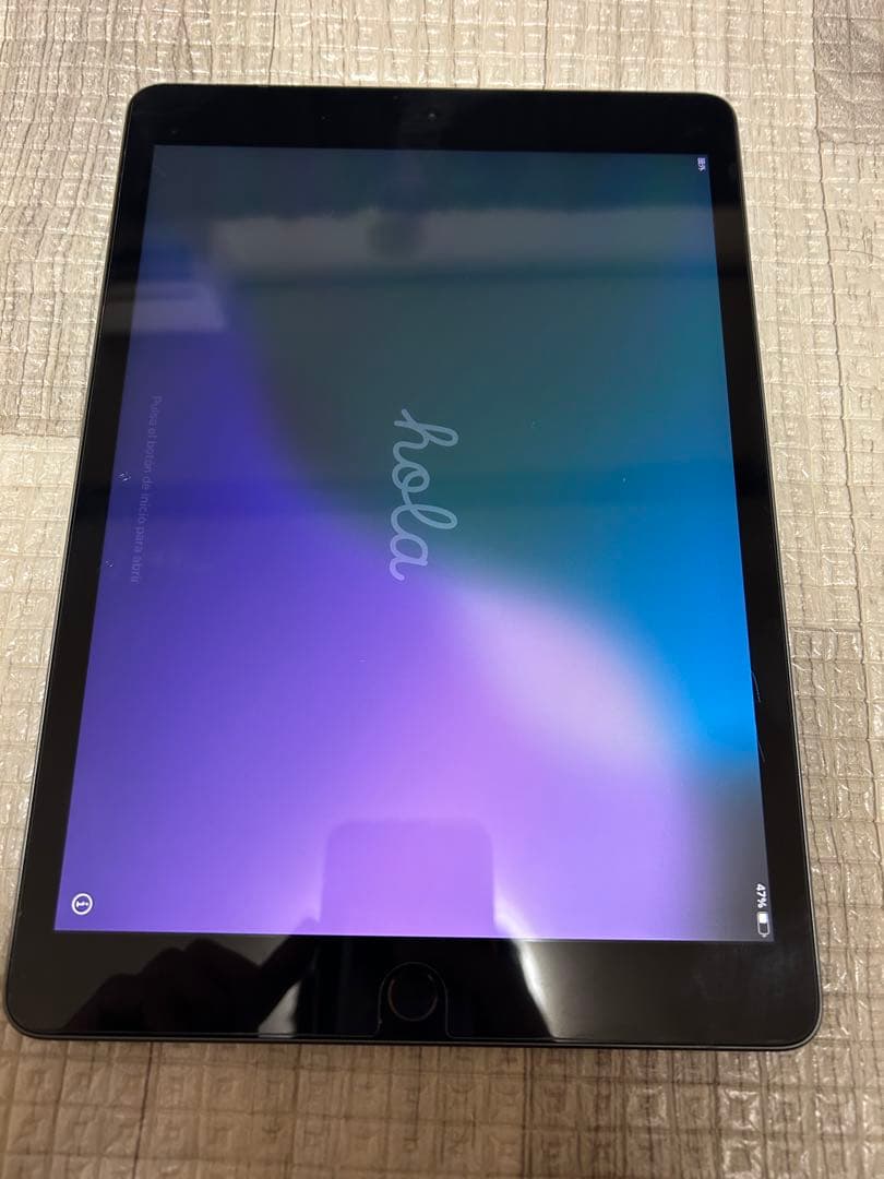 Apple iPad (第7世代) スペースグレー