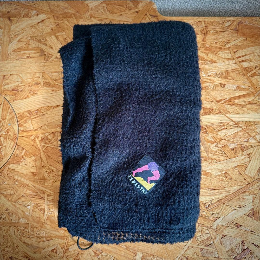 金曜まで値下げ　PEDESTRI Poor Blanket Black
