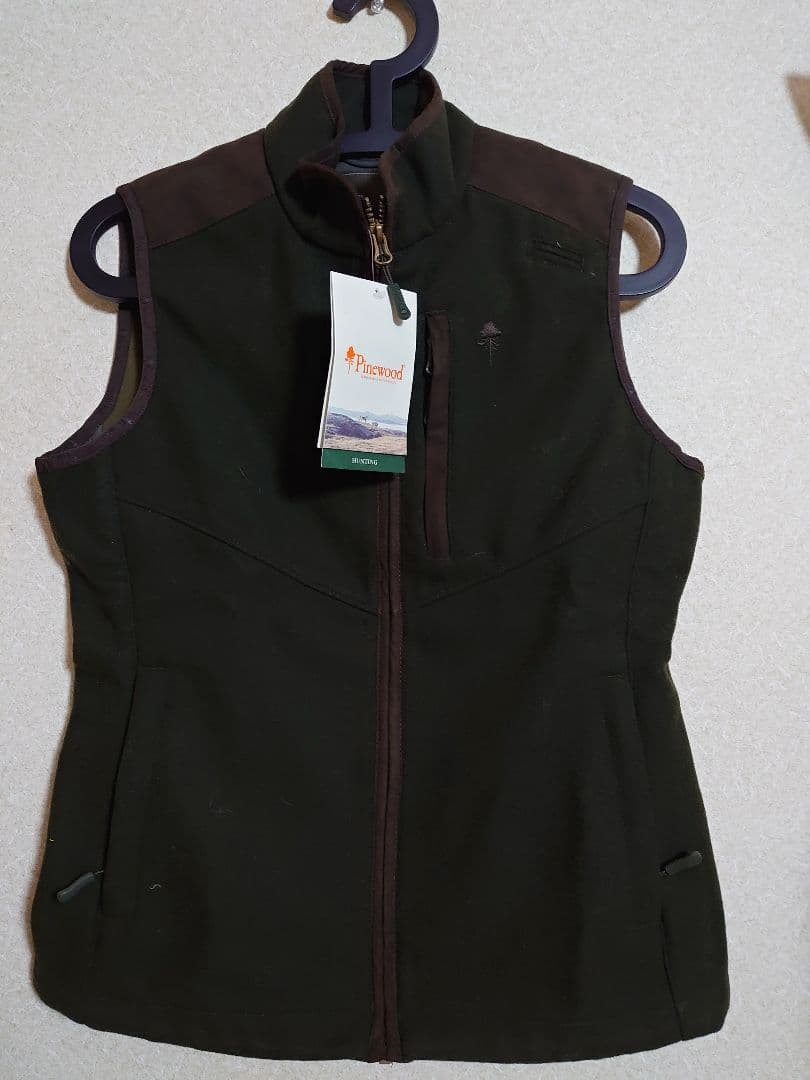 レア日本未上陸！スウェーデンの狩猟用メーカーPinewoodのハンティングベスト