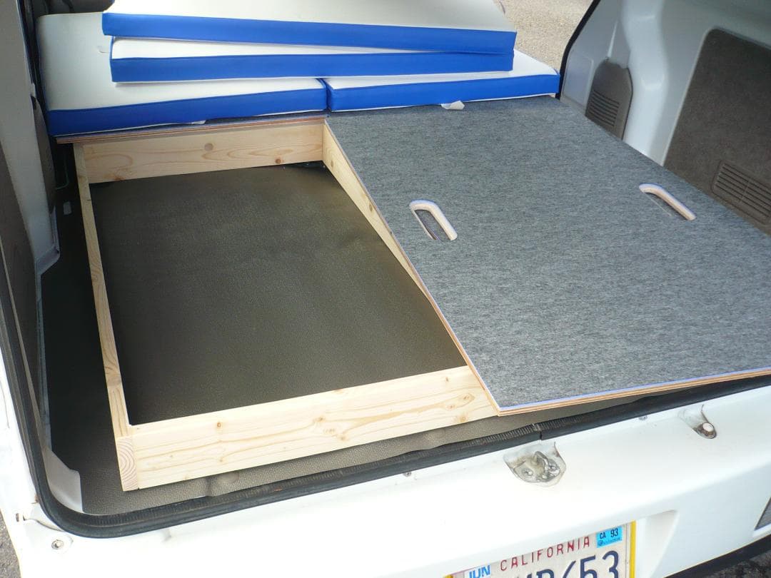 車中泊仕様～本格キャンピングカーまで製作しますっ！