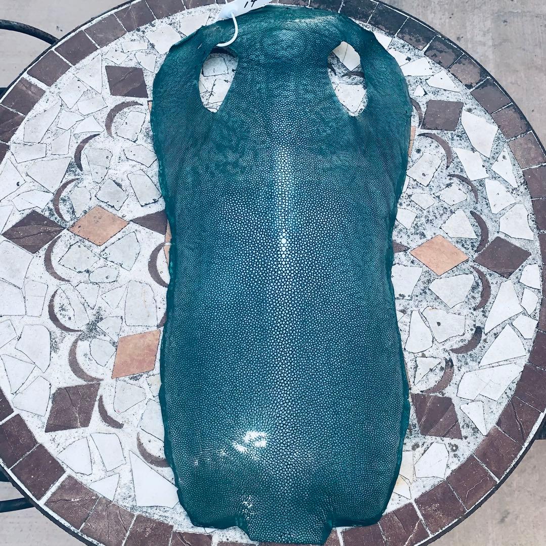 14) エイ革 鮫革 鮫皮 stingray ガルーシャ スティングレイ