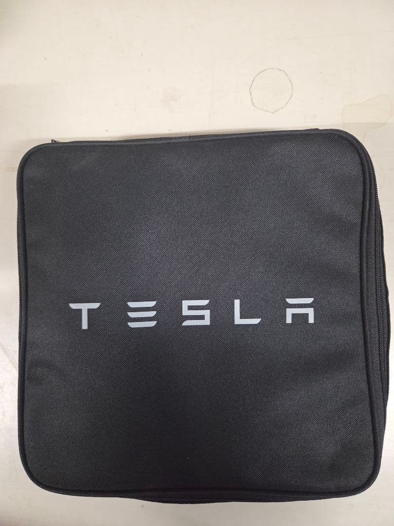 Tesla モバイルコネクター　充電用ケーブル