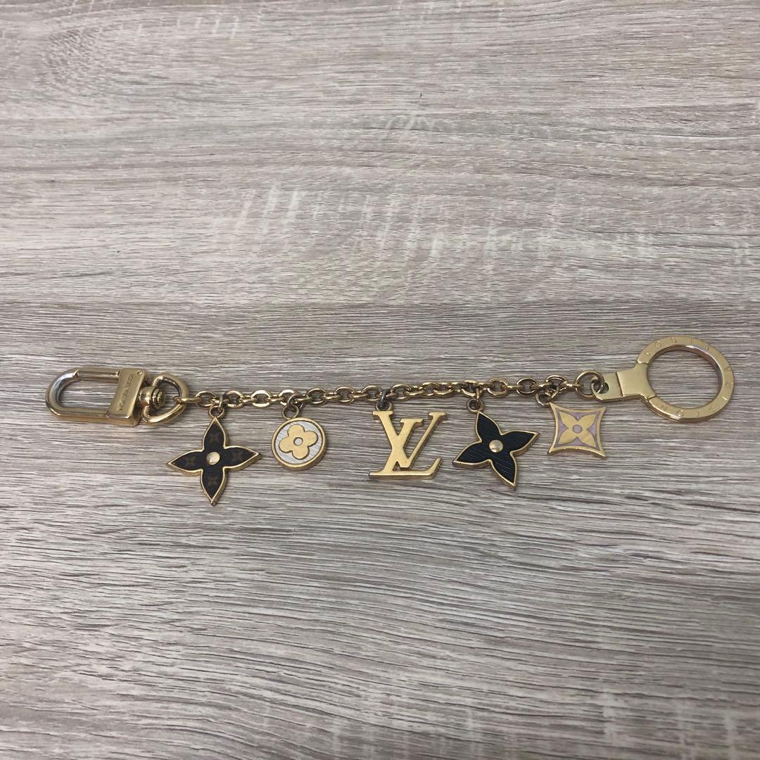 正規品 ヴィトン キーホルダー チャーム M68999 ゴールドカラー