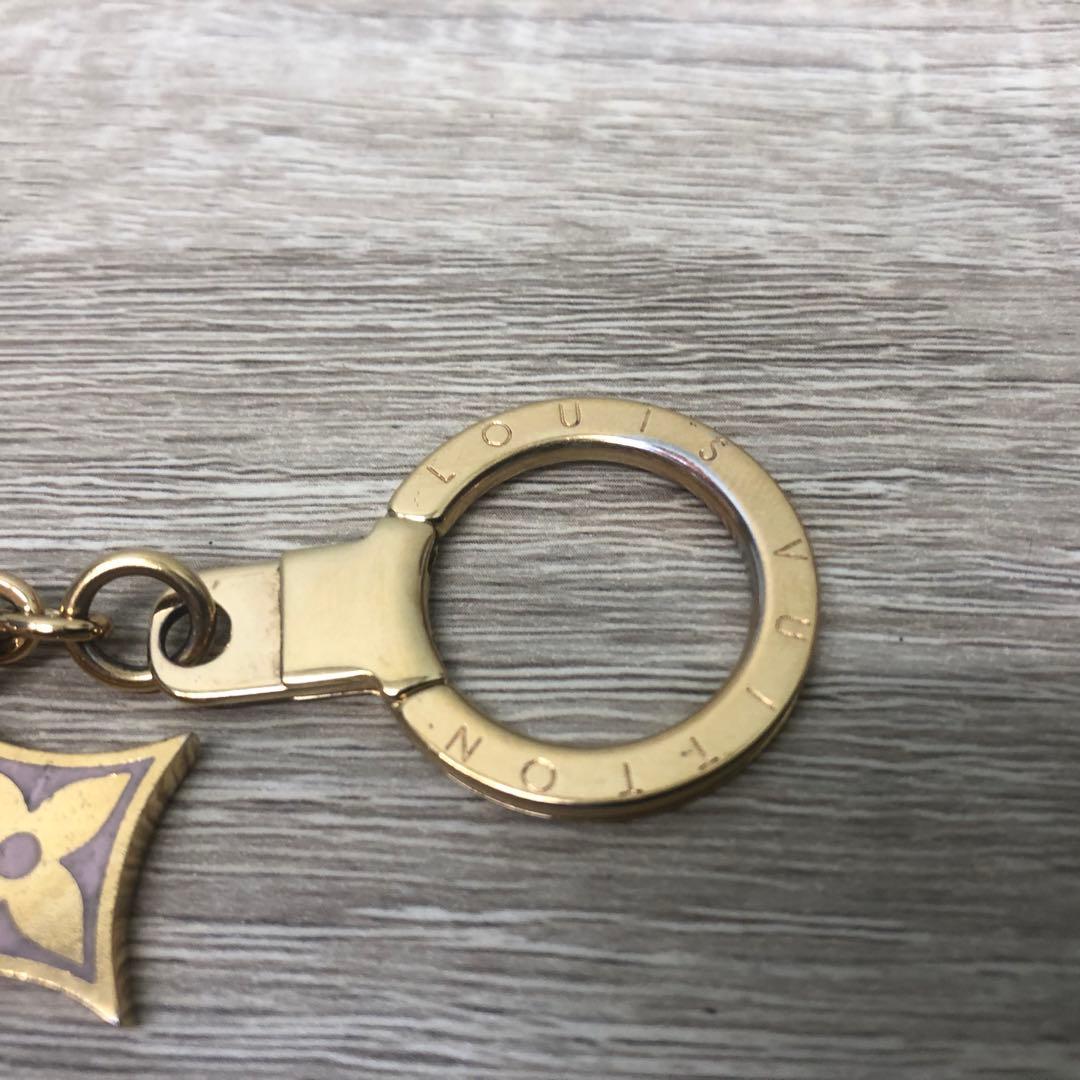 正規品 ヴィトン キーホルダー チャーム M68999 ゴールドカラー