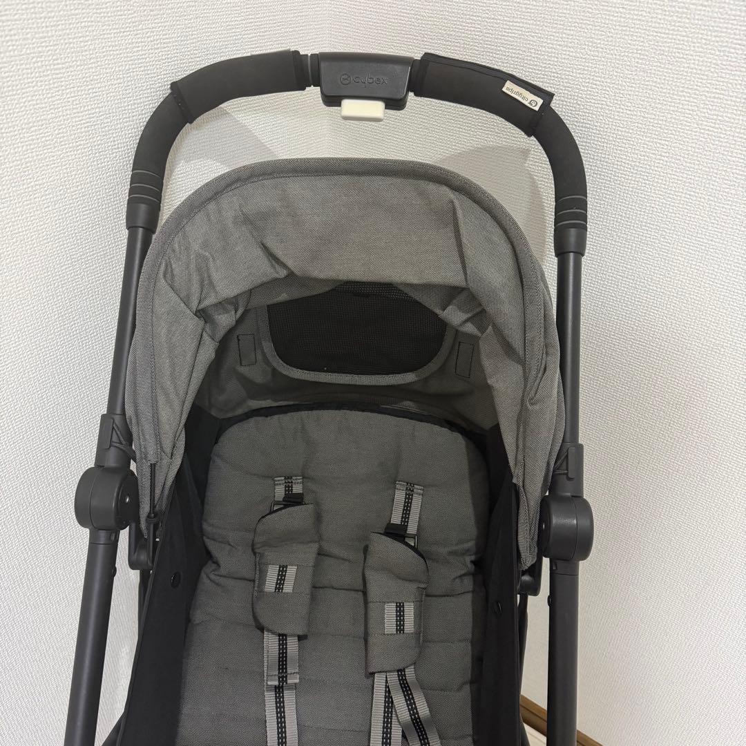 【美品】cybex EEZY B2グレー カップホルダー付き