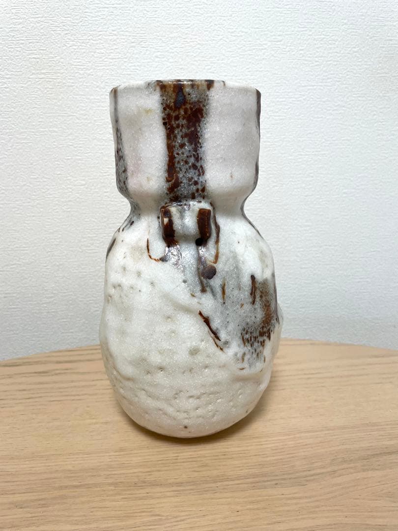 志野焼　花瓶 26cm高さ