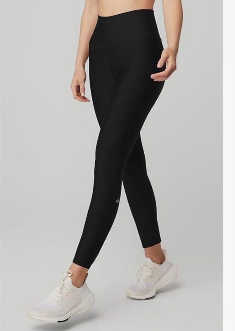 alo yoga レギンス　上下セット　新品 ヨガウェア