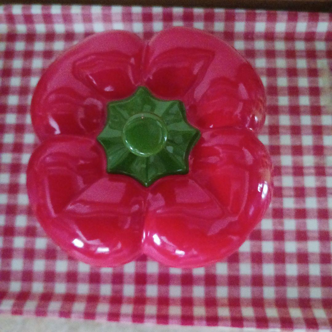 p*ん様 内藤ルネ貯金箱 パプリカ