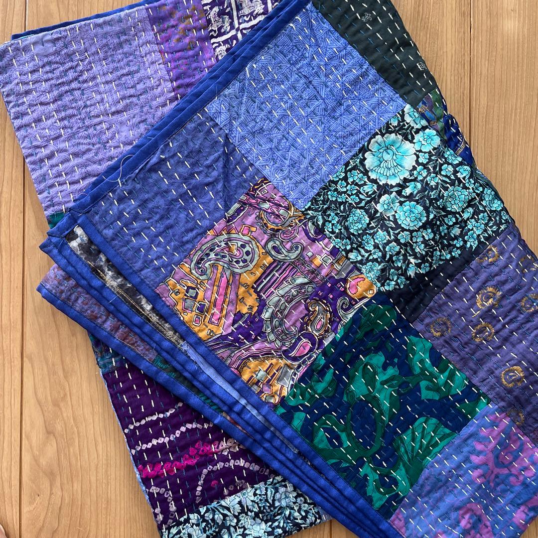 インド　ヴィンテージ　カンタ　ラリーキルト　マルチカバー  ベットカバー