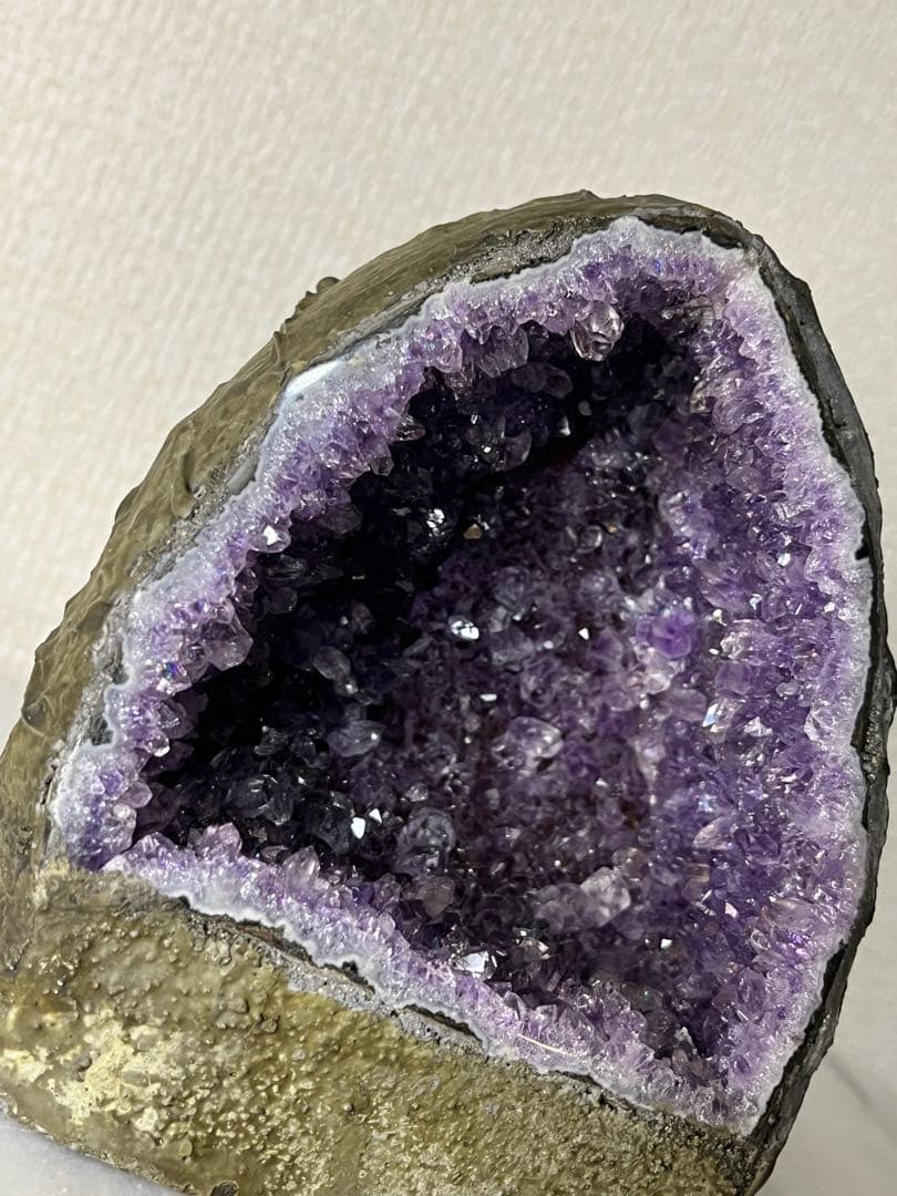 【天然石】アメジストドーム 紫水晶 ジオード 原石 パワーストーン　1,208g