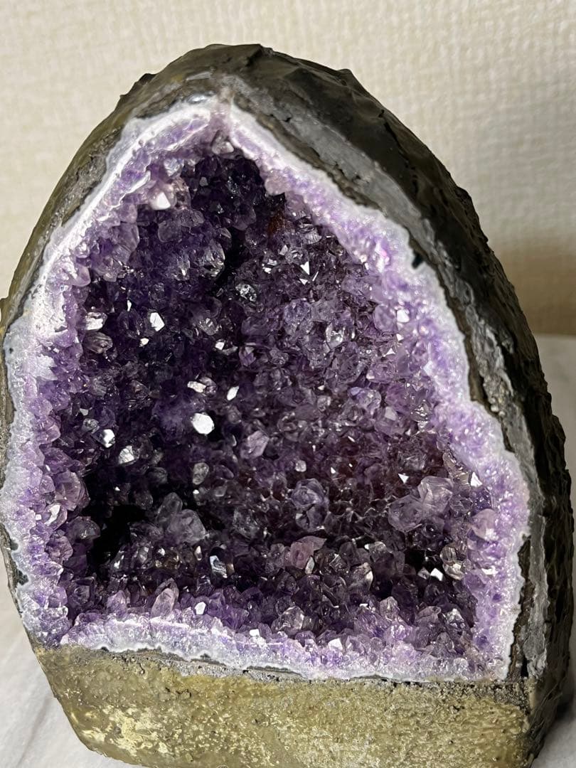 【天然石】アメジストドーム 紫水晶 ジオード 原石 パワーストーン　1,208g