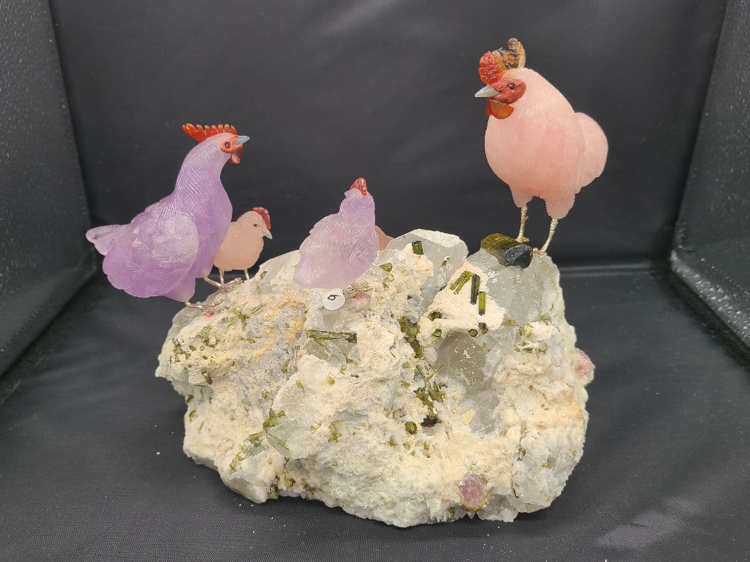 天然石彫刻 にわとり一家