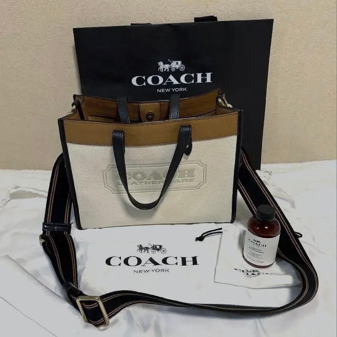 ゆ*様 【美品】coach 本革フィールドトート30