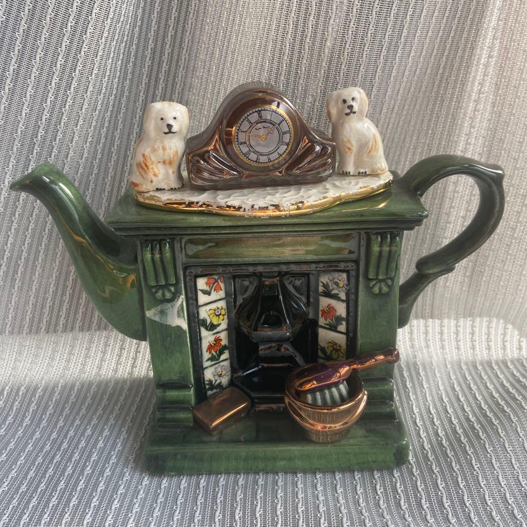 イギリス　ビンテージ　cardew (カーデュー) ティーポット 暖炉