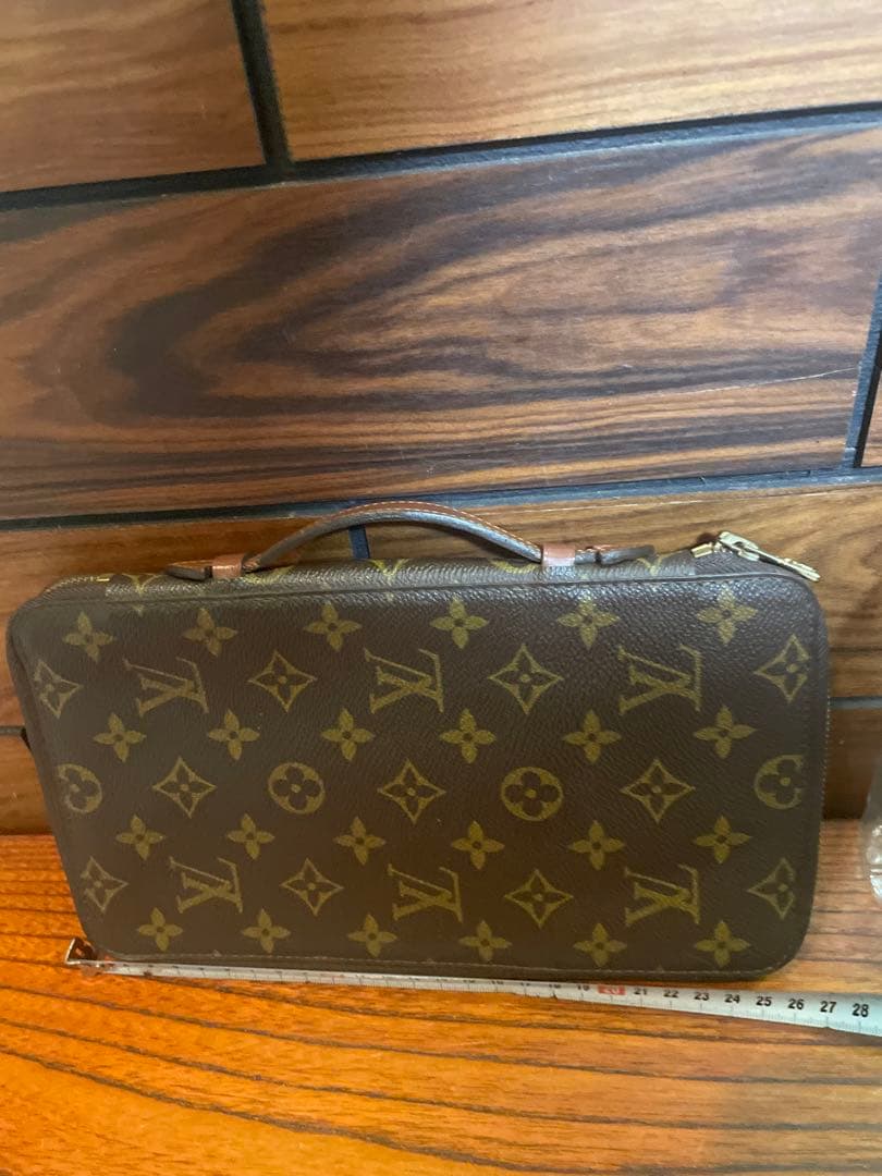 LOUIS VUITTON ルイヴィトン トラベラーズケース　セカンドバッグ