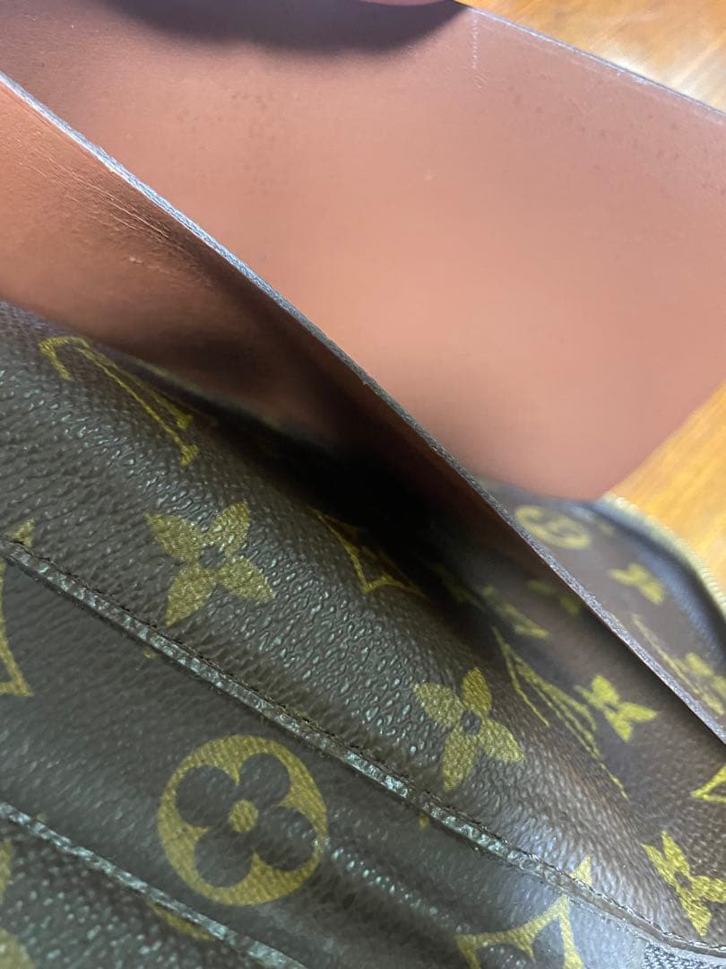 LOUIS VUITTON ルイヴィトン トラベラーズケース　セカンドバッグ
