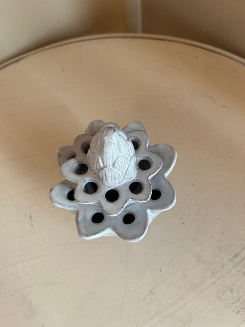 アスティエ Pique Artichoke フラワーホルダー