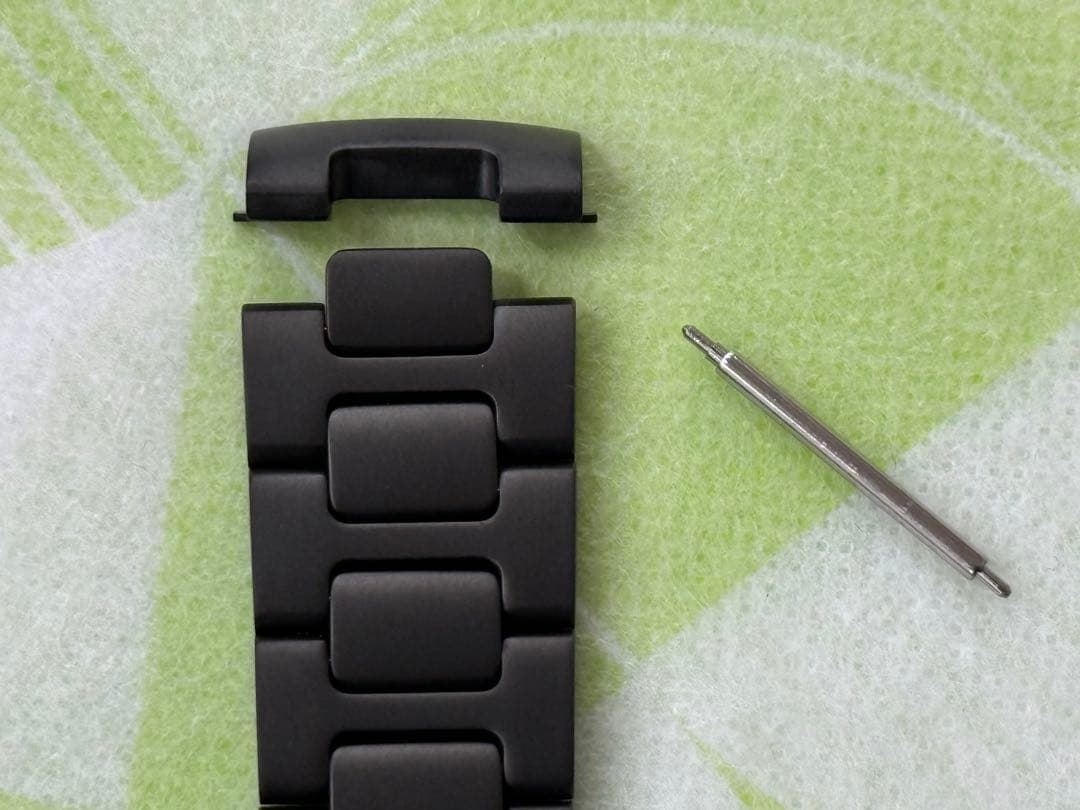 【美品】Sinn 腕時計 純正ブレスレット SSテギメントPVD / 20mm！