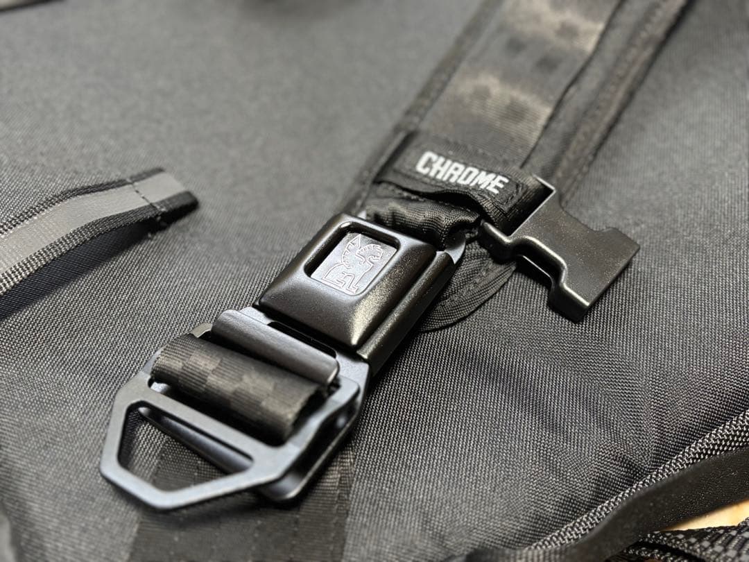 CHROME カデット マックス 15L 防水