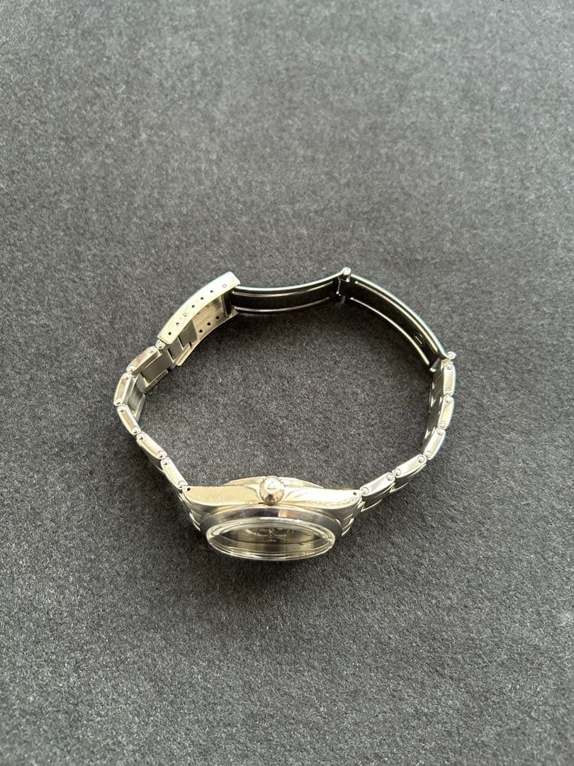 WMT ブラックアナログ時計