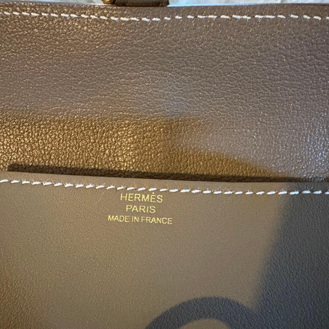 【新品貴重】HERMES Glenan コンパクトウォレット　エトープ　ゴールド