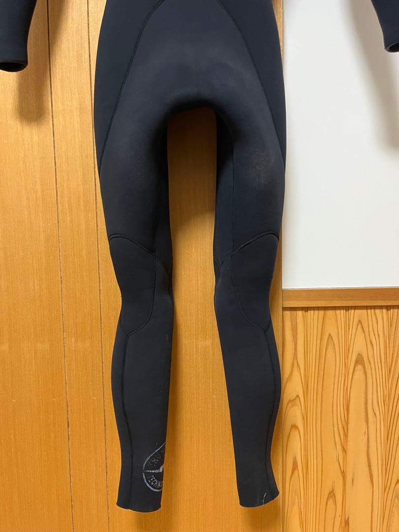 ウェットスーツ