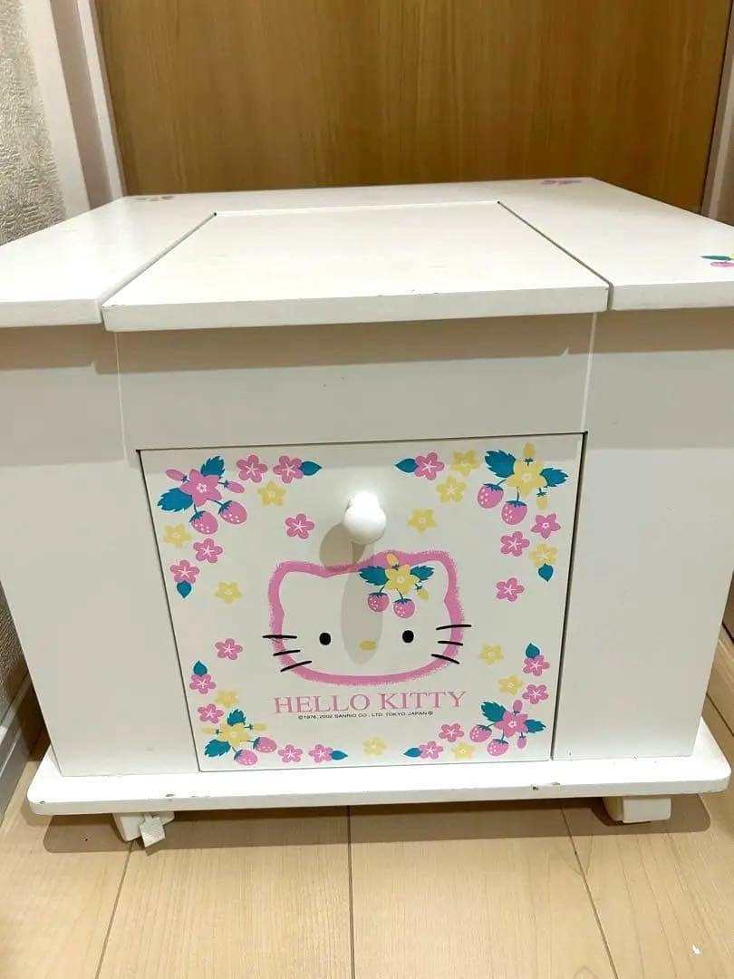 HELLO KITTY ドレッサー 白