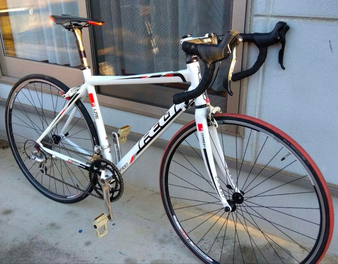 FELT z100ロードバイク