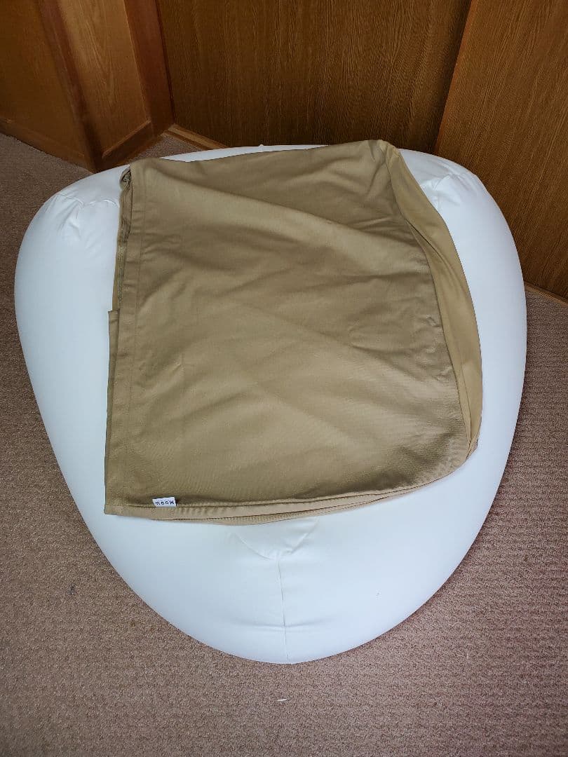 【美品】MOGU(R)三角フィットソファ ベージュ