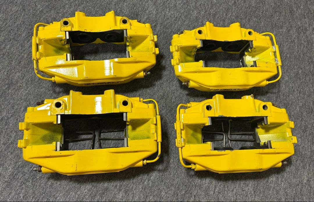ポルシェ928 ブレーキキャリパー