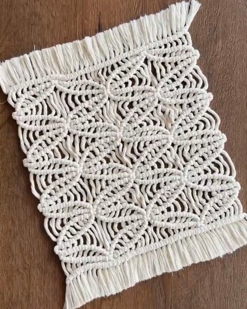 美品 マクラメ編みクリーム色ラグ　オーダーメイド