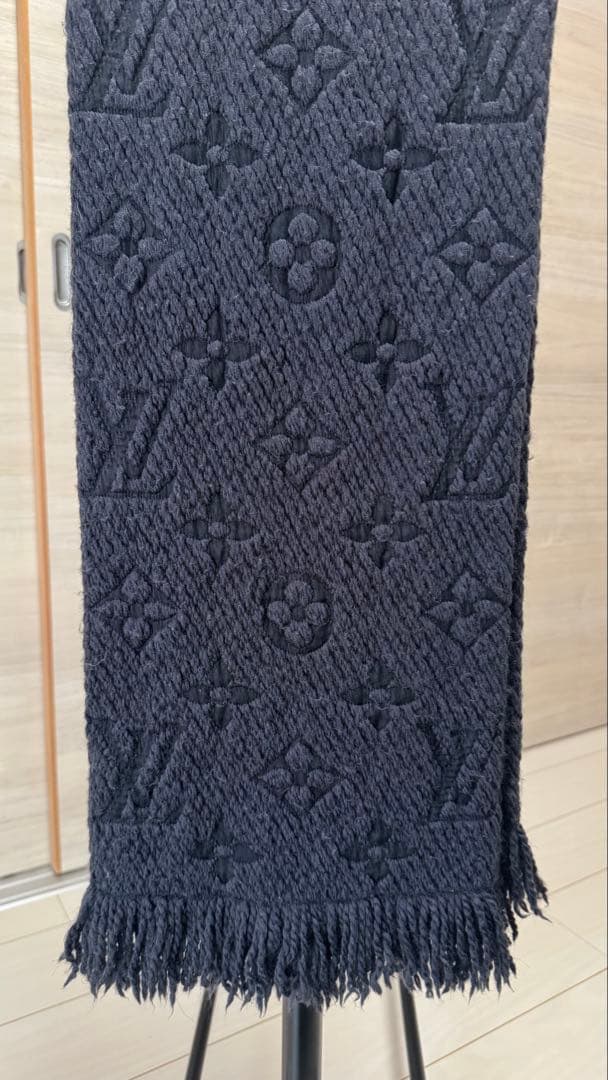 ルイヴィトン　エシャルプロゴマニア　マフラー　黒ブラック