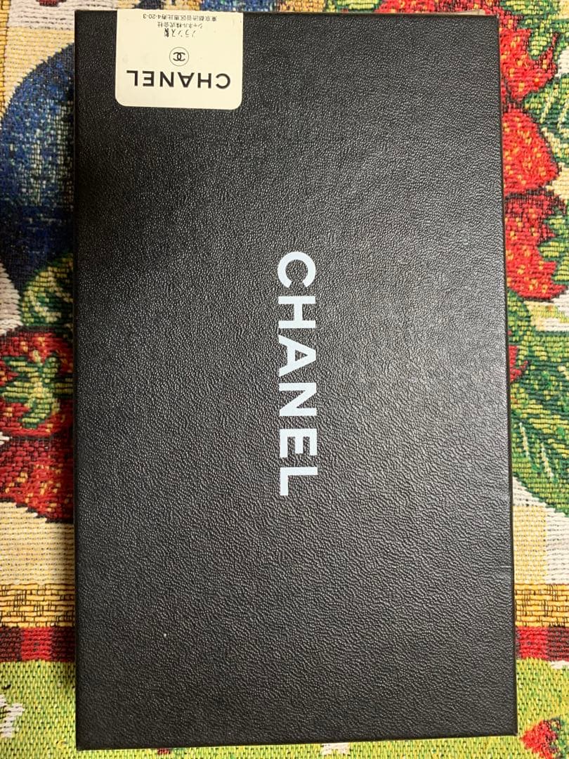 CHANEL 二つ折り財布 ベージュ レザー