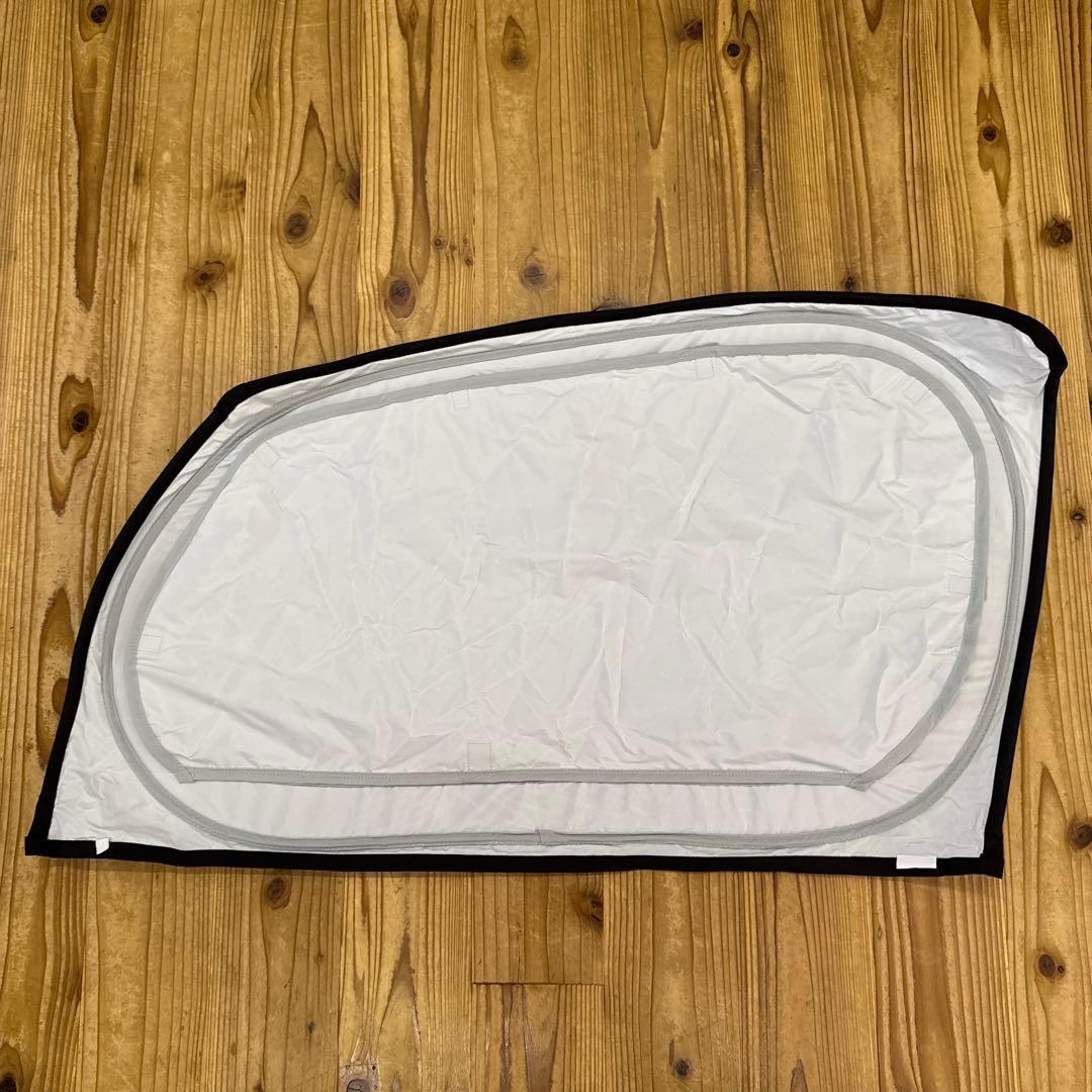 デリカd5純正サンシェード