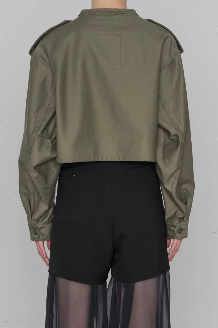 HYKE オリーブ クロップドジャケット ショルダーパッド付き