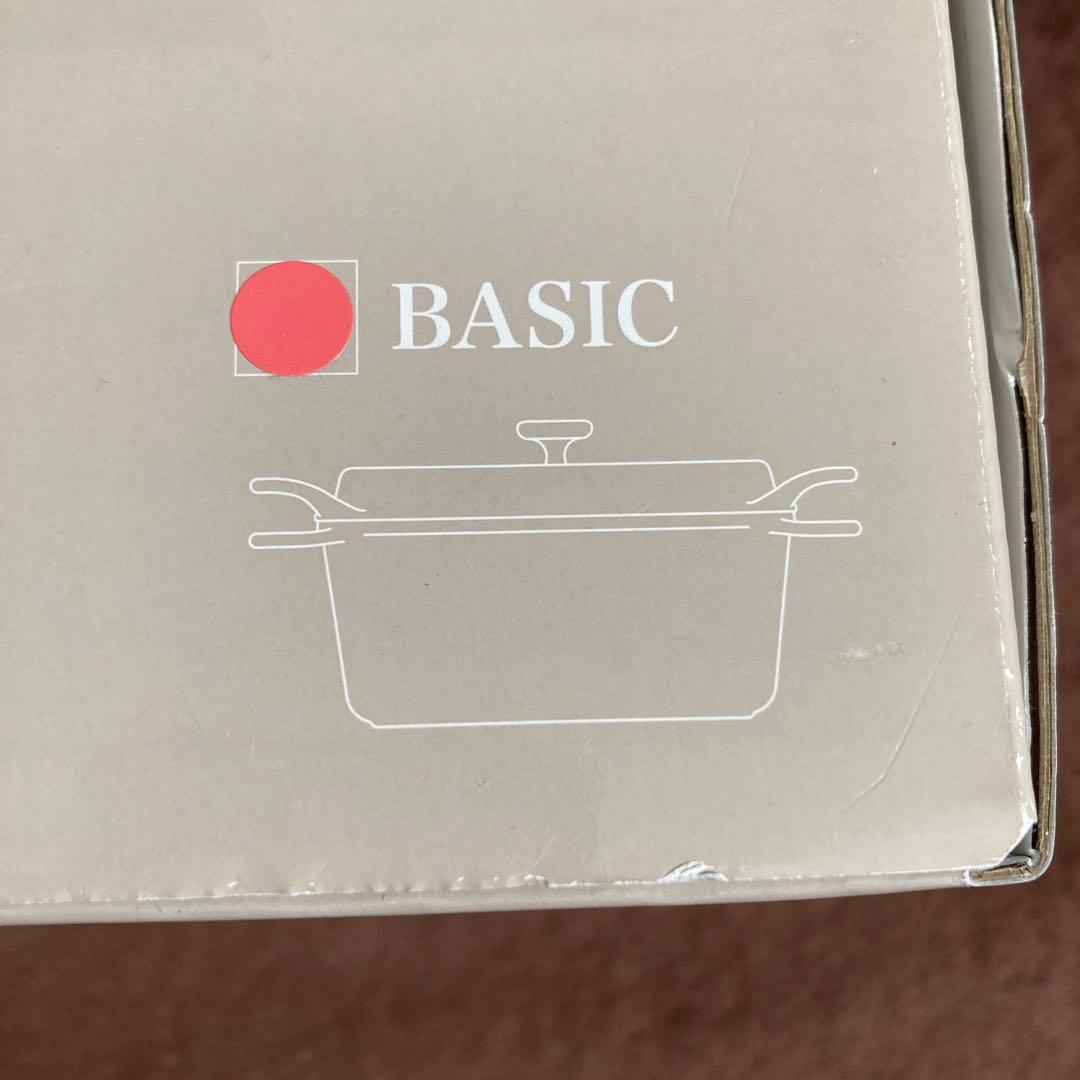 バーミキュラ オーブンポットラウンド18cm（ピンク）　未使用