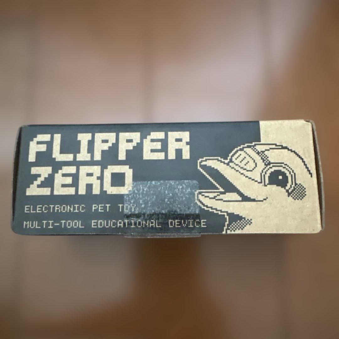 Flipper Zero フリッパー ゼロ 電子ペットおもちゃ