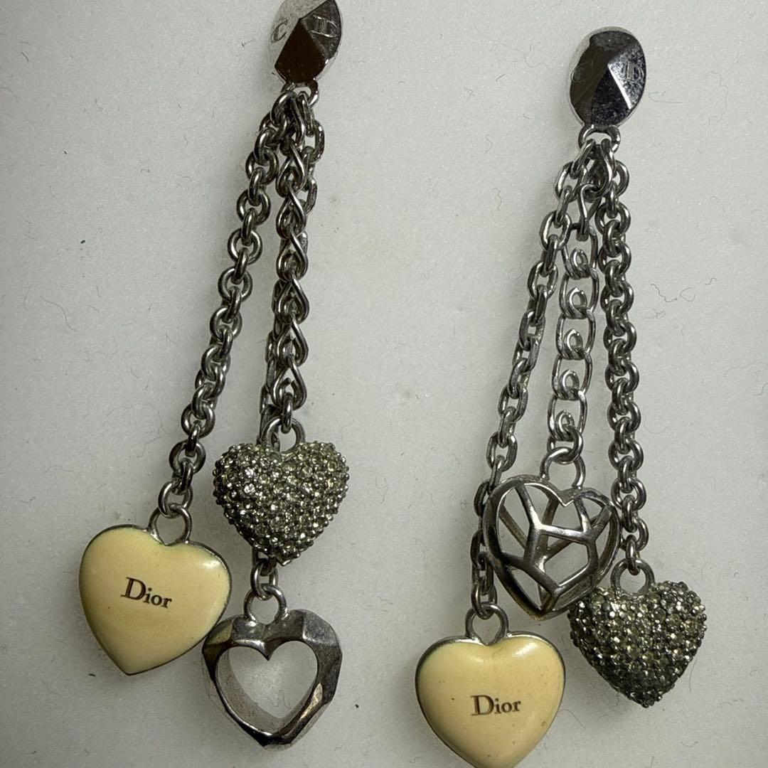 ChristianDior ラインストーン付きハートモチーフピアス　シルバー