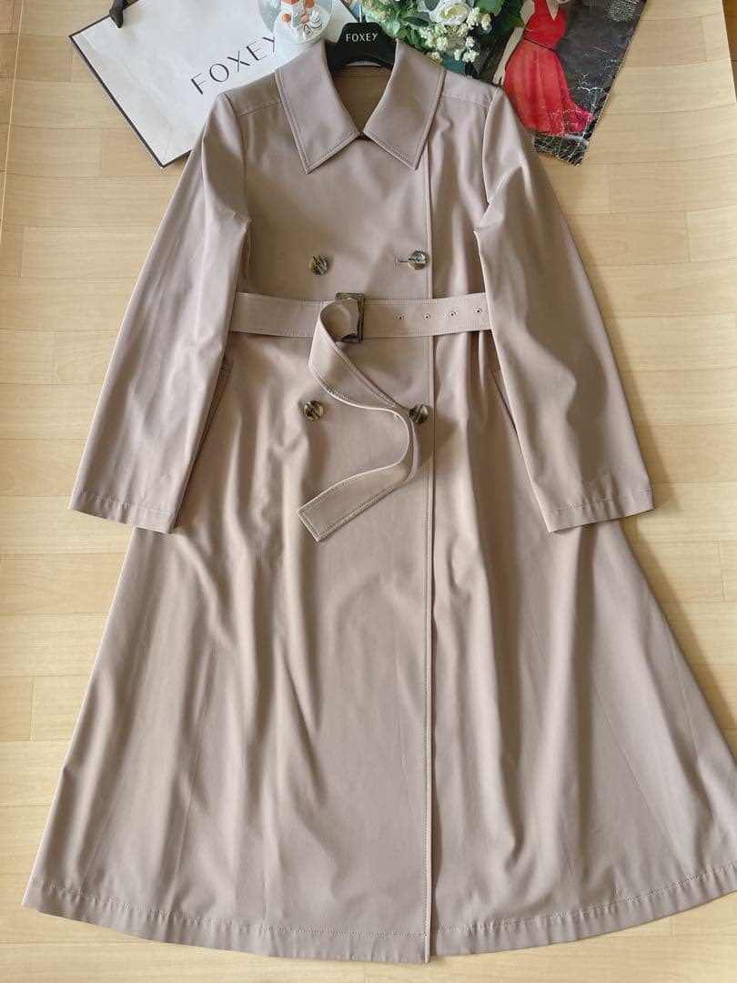 極美品！FOXEYモダントレンチコート　40 Rene foxeyフォクシー