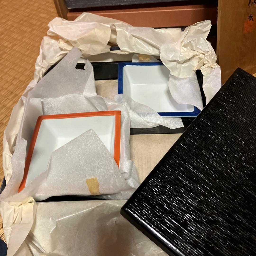 たち吉　四方弁当