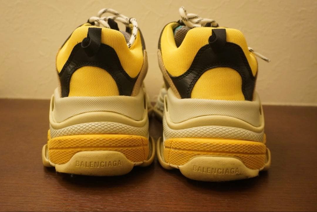 バレンシアガ　トリプルs ブラウン/ベージュ